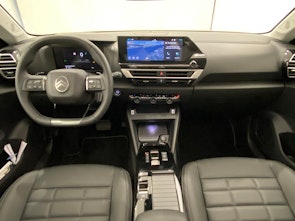 Vehicle image CITROEN C4 1.2 Hybrid Max