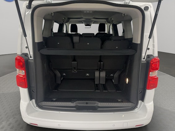 Vehicle image 5 Vehicle image 5