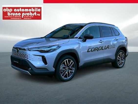 First vehicle image
