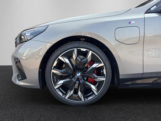 BMW 550e xDrive M Sport Pro