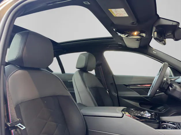 BMW 550e xDrive M Sport Pro