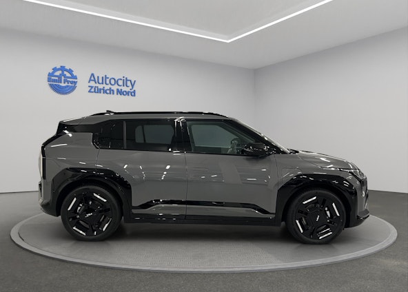 Vehicle image 3 Vehicle image 3