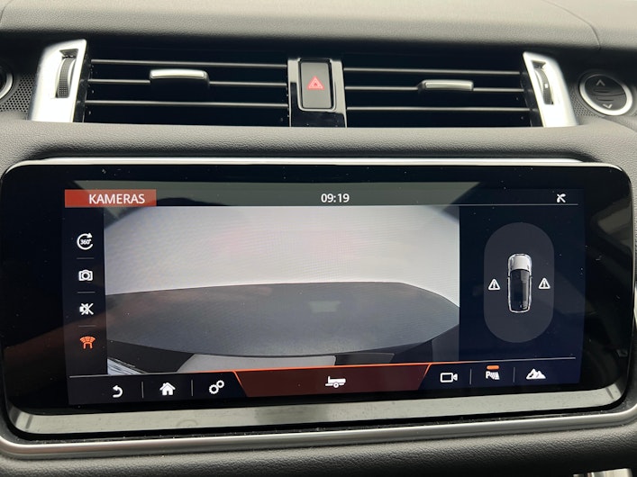 Vehicle image LAND ROVER RANGE ROVER SPORT