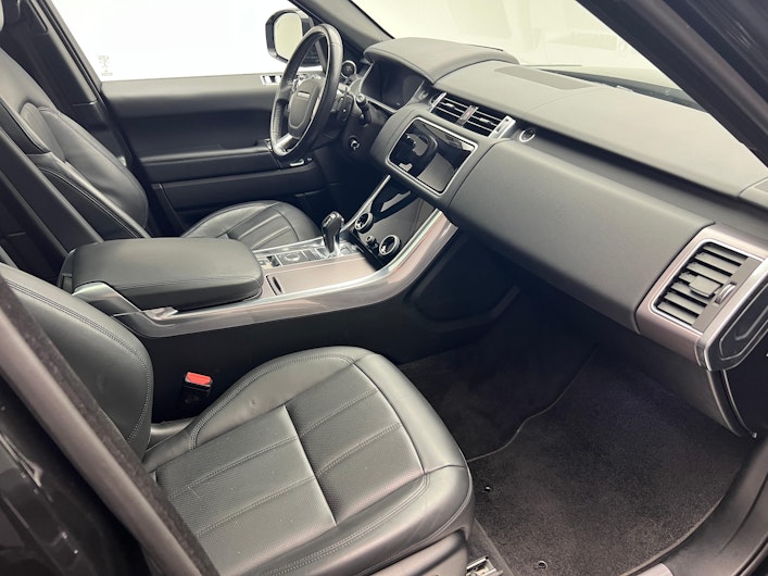 Vehicle image LAND ROVER RANGE ROVER SPORT