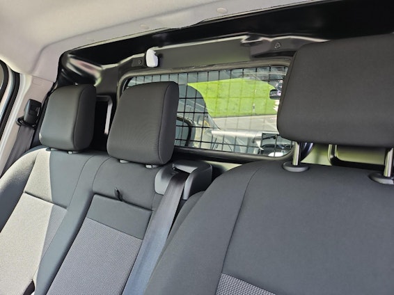 Vehicle image 9 Vehicle image 9