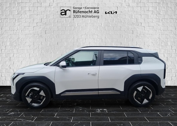 Vehicle image 4 Vehicle image 4