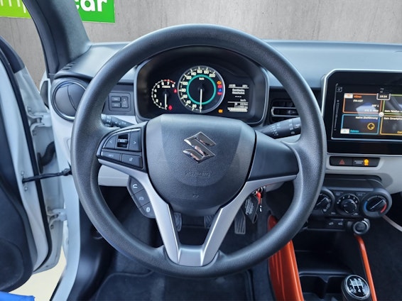 Vehicle image 8 Vehicle image 8