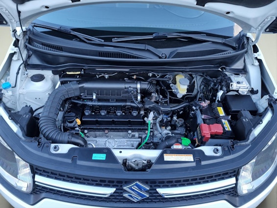 Vehicle image 18 Vehicle image 18