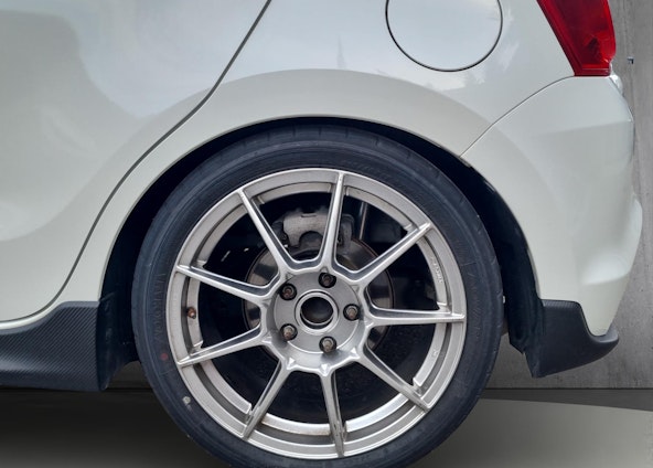 Vehicle image 20 Vehicle image 20