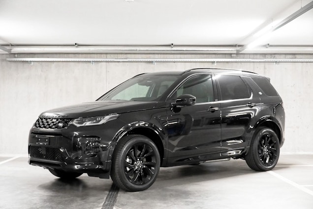 First vehicle image