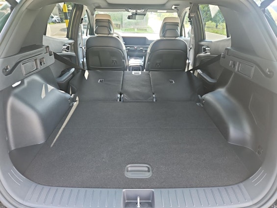 Vehicle image 9 Vehicle image 9