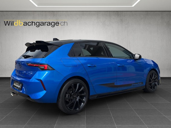 Vehicle image 4 Vehicle image 4