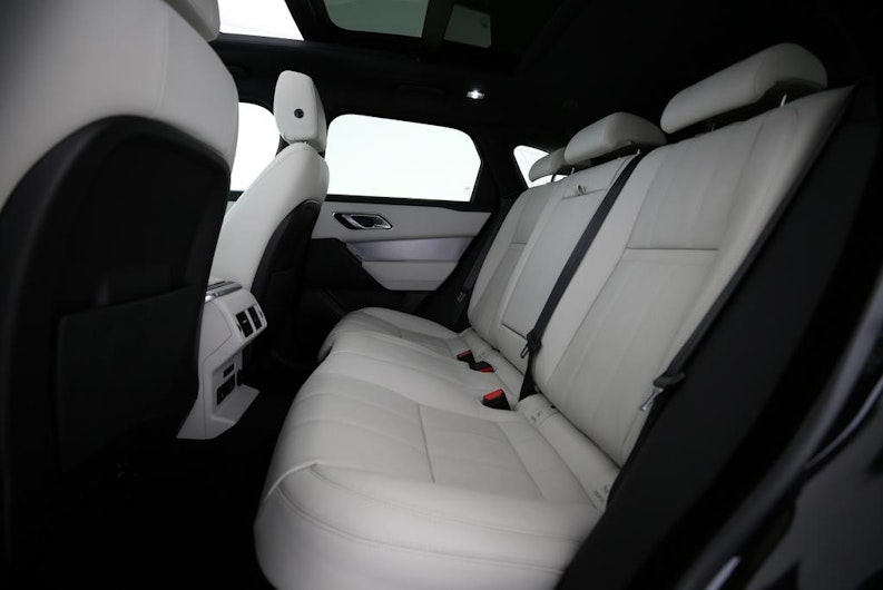 Vehicle image LAND ROVER RANGE ROVER VELAR