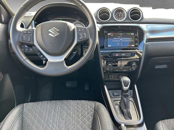 Vehicle image 8