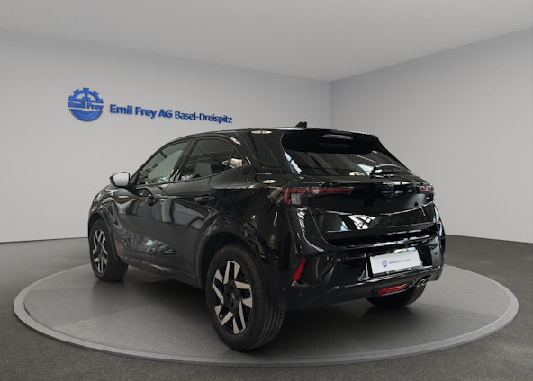 Vehicle image 5 Vehicle image 5