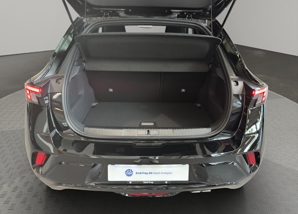 Vehicle image 9 Vehicle image 9