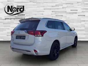 Mitsubishi Outlander 2.4 PHEV Diamond