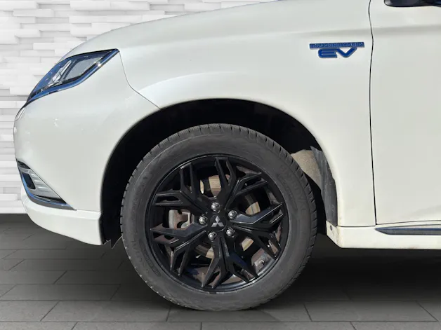 Mitsubishi Outlander 2.4 PHEV Diamond