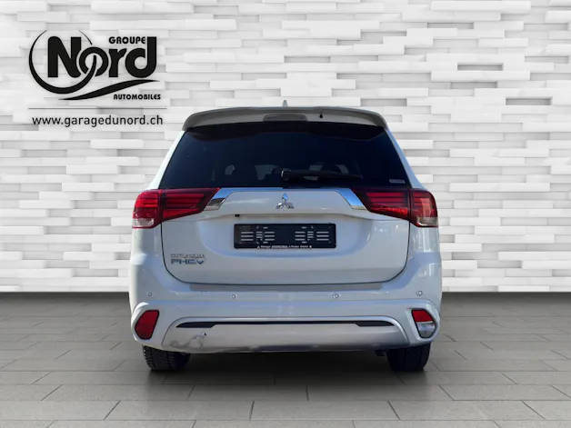 Mitsubishi Outlander 2.4 PHEV Diamond
