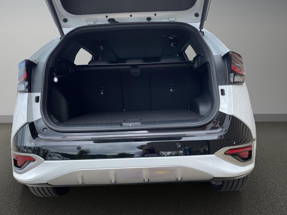 Vehicle image 8 Vehicle image 8