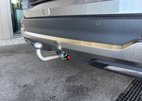 Vehicle image 12 Vehicle image 12