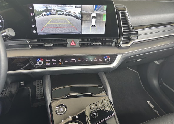 Vehicle image 12 Vehicle image 12