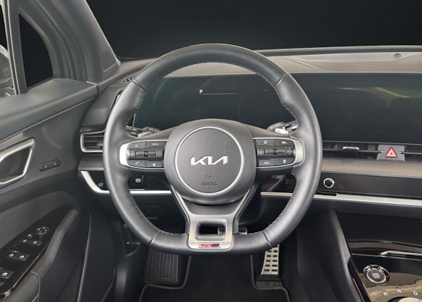 Vehicle image 9 Vehicle image 9