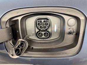 Vehicle image VOLVO ES90 Ultra