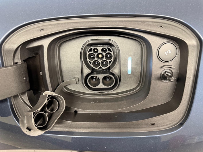 Fahrzeugbild VOLVO ES90