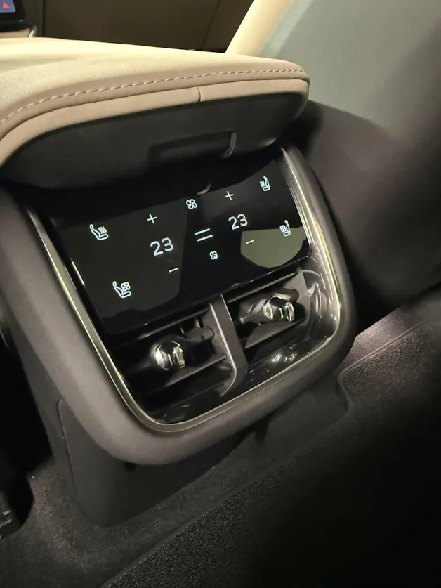 Volvo ES90 Ultra