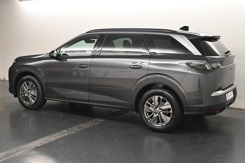 Vehicle image PEUGEOT 5008