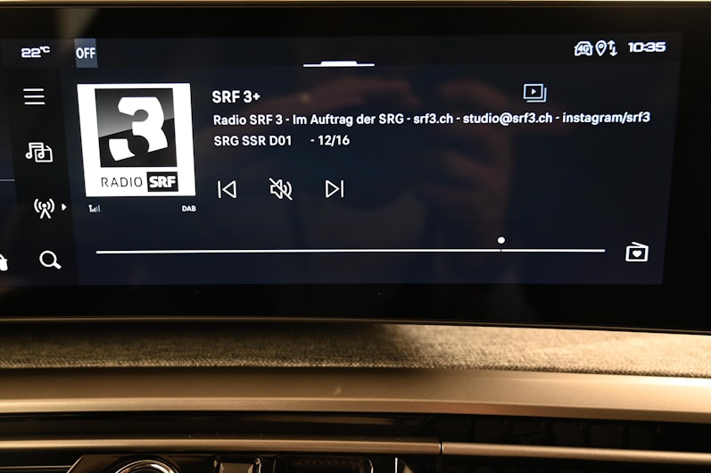 Vehicle image PEUGEOT 5008