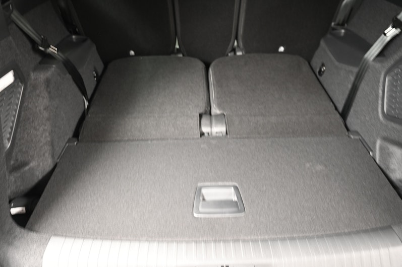 Vehicle image PEUGEOT 5008