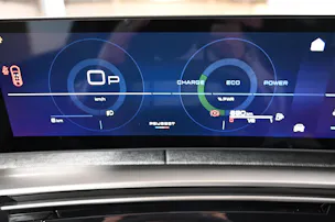 Peugeot 5008 1.2 Hybrid Allure Premium