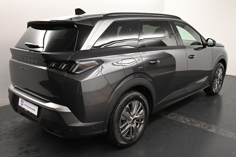 Vehicle image PEUGEOT 5008