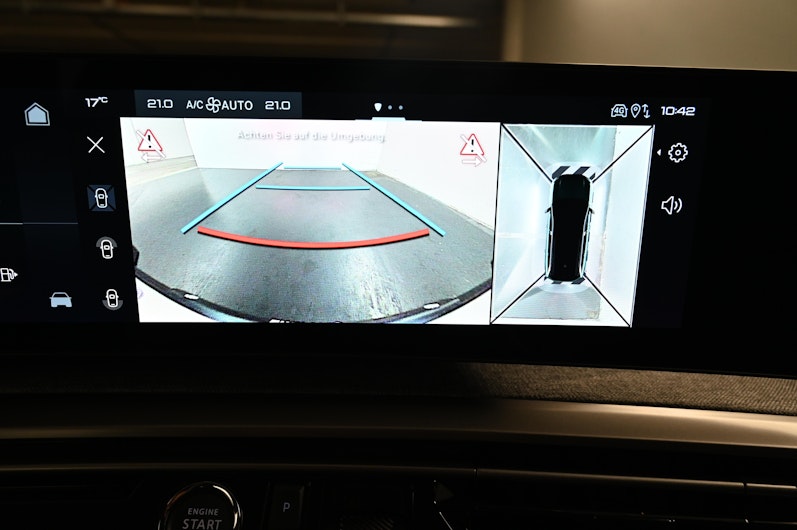 Vehicle image PEUGEOT 5008