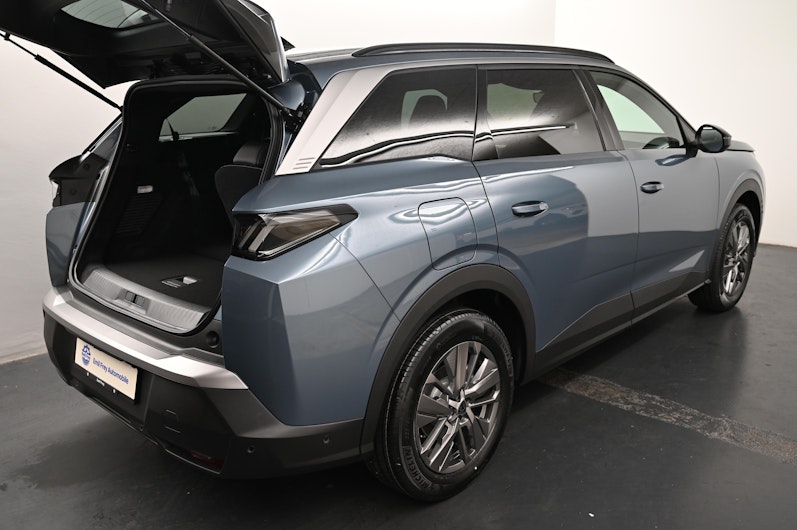 Vehicle image PEUGEOT 5008