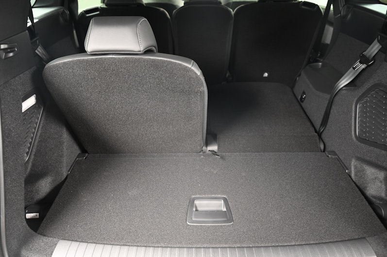 Vehicle image PEUGEOT 5008