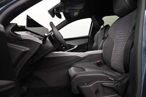 Vehicle image PEUGEOT 5008 1.2 Hybrid Allure Premium