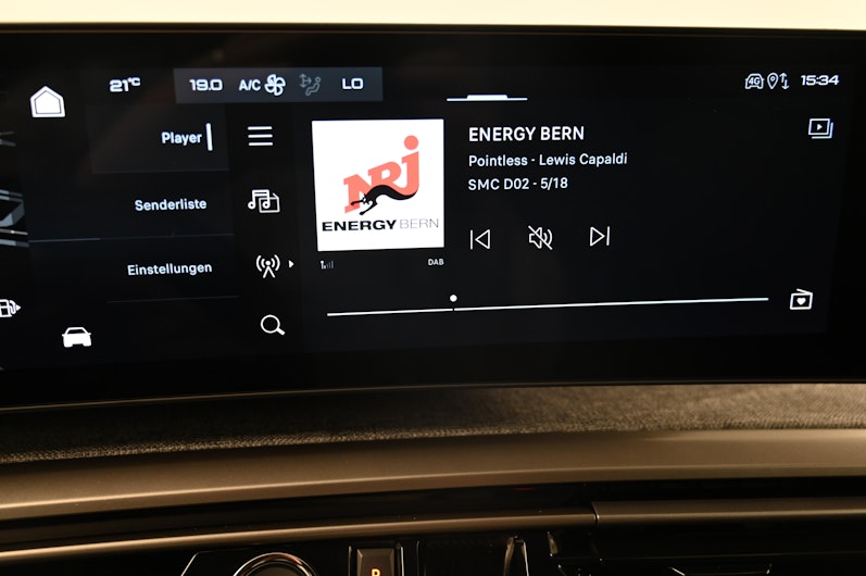 Vehicle image PEUGEOT 5008