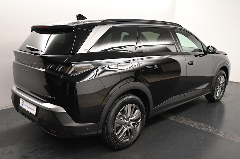 Vehicle image PEUGEOT 5008