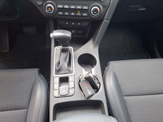 Vehicle image 11 Vehicle image 11