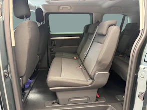 https://vehicle.imgix.net/3994825/99257f00-1dc6-484f-b908-54d332daf9b4.jpg