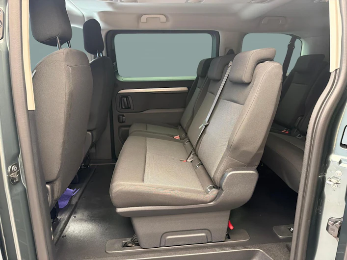 Fahrzeugbild PEUGEOT TRAVELLER