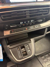 Fahrzeugbild PEUGEOT Traveller Standard 2.0 BlueHDi 180 Business S/S