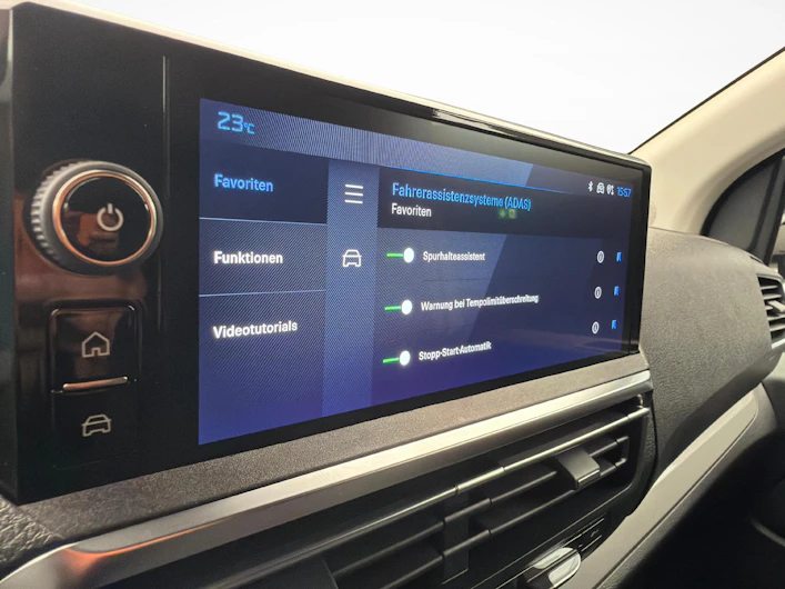 Fahrzeugbild PEUGEOT TRAVELLER