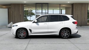 Vehicle image BMW X5 50e xDrive SAG