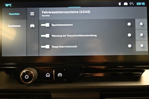 Vehicle image CITROEN Berlingo XL 1.5 BlueHDi 130 Tonic