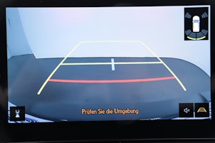 Vehicle image LEXUS UX 300h F-Line