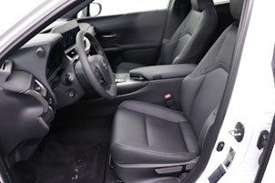 Vehicle image LEXUS UX 300h F-Line